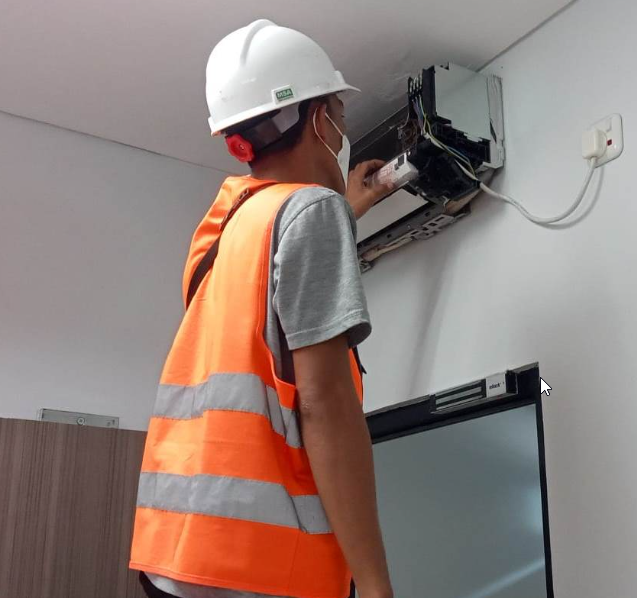 Maintenance AC